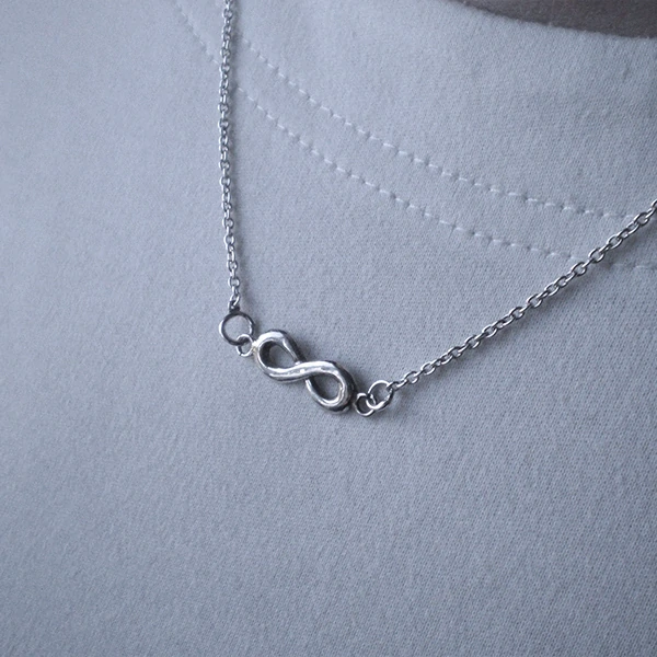 Nekonečno - náhrdelník