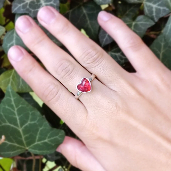 Barevné srdíčko - prsten