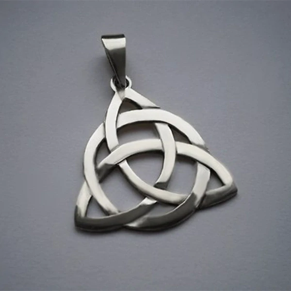 Triquetra s kruhem - přívěsek