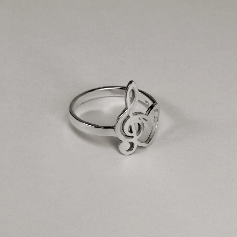 Houslový klíč se srdíčkem - prsten