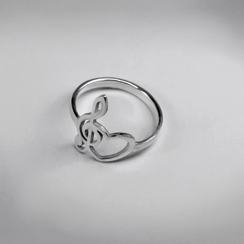 Houslový klíč se srdíčkem - prsten